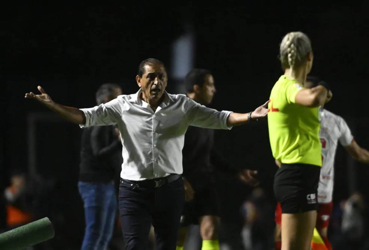 Ramón Díaz ressalta equilíbrio do jogo contra o Flamengo e reforça: 'Vamos  lutar até o final