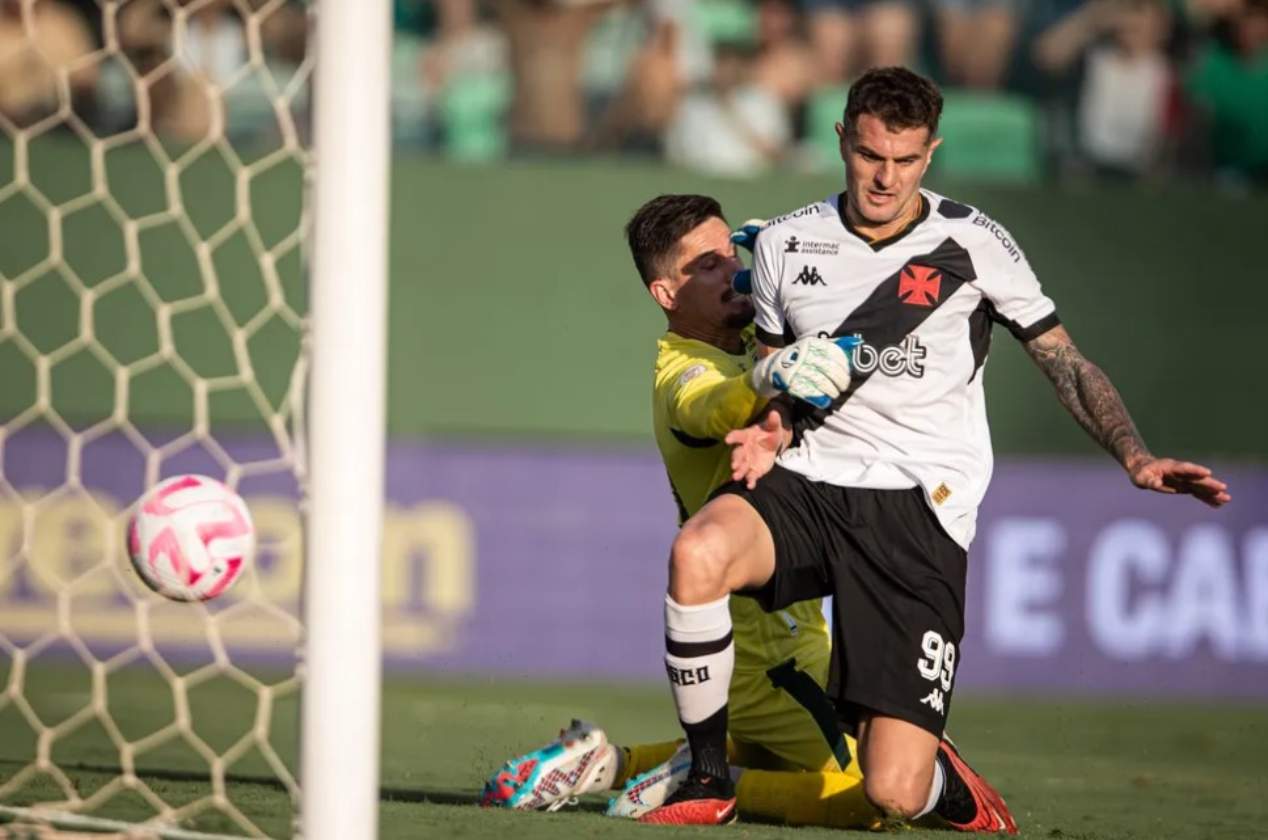 Vegetti marcou gol no empate com o Goiás