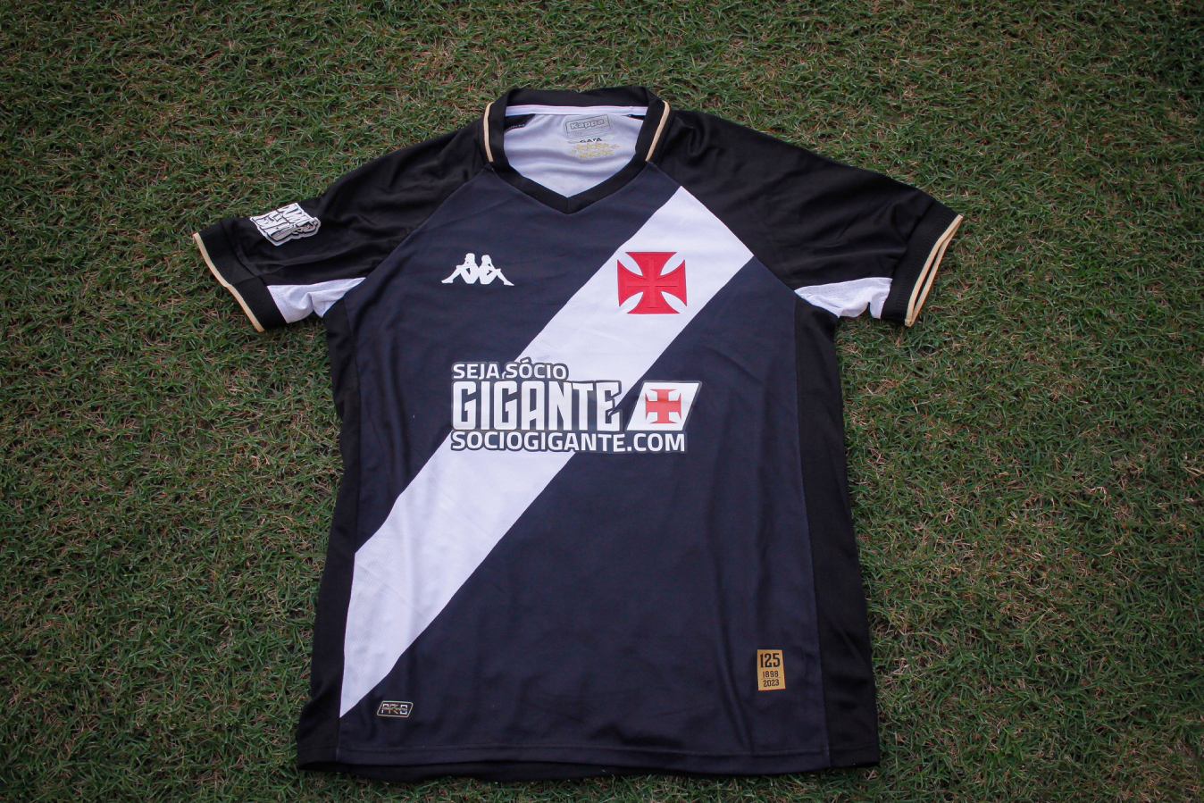 Camisa do Vasco para o jogo contra o Audax-RJ com a marca do Sócio Gigante