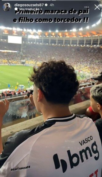 Diego Souza com o filho no Maracanã