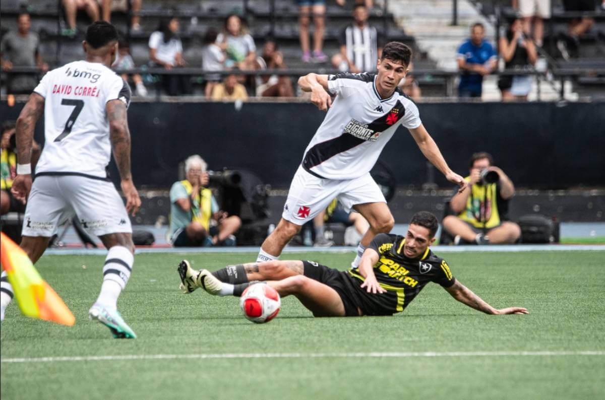 Galdames em jogo contra o Botafogo