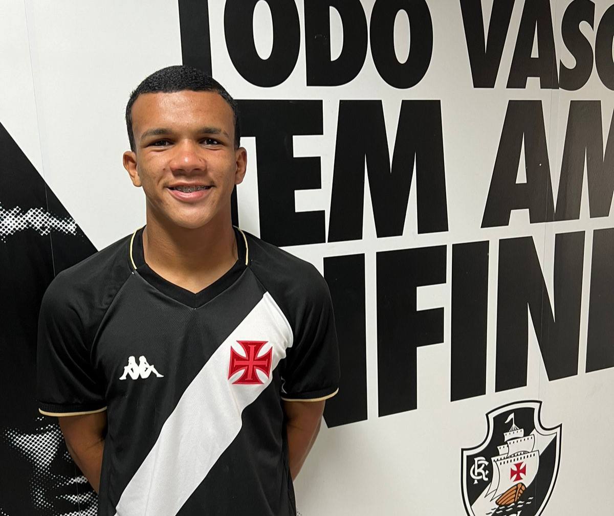 Sandro joga no Sub-20 do Vasco