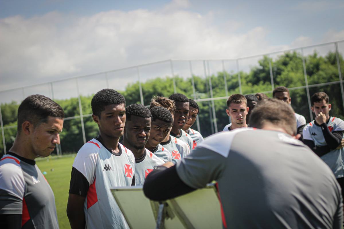 Último treino do Vasco antes da estreia na Copa do Brasil Sub-17