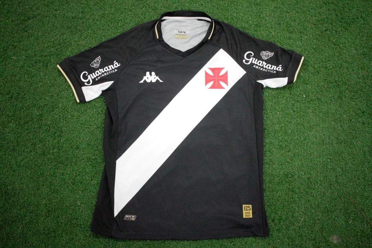Camisa do Vasco com o patrocínio do Guaraná Antártica