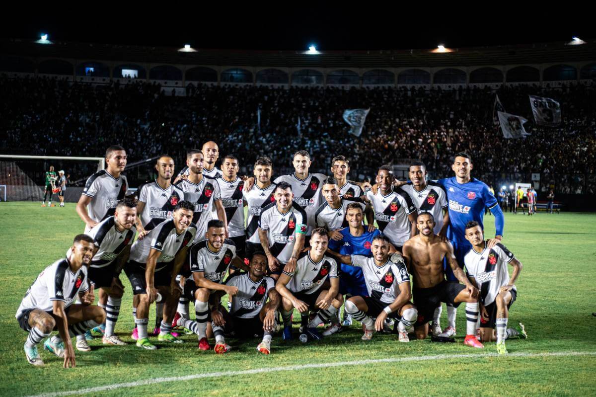 Jogadores do Vasco em São Januário