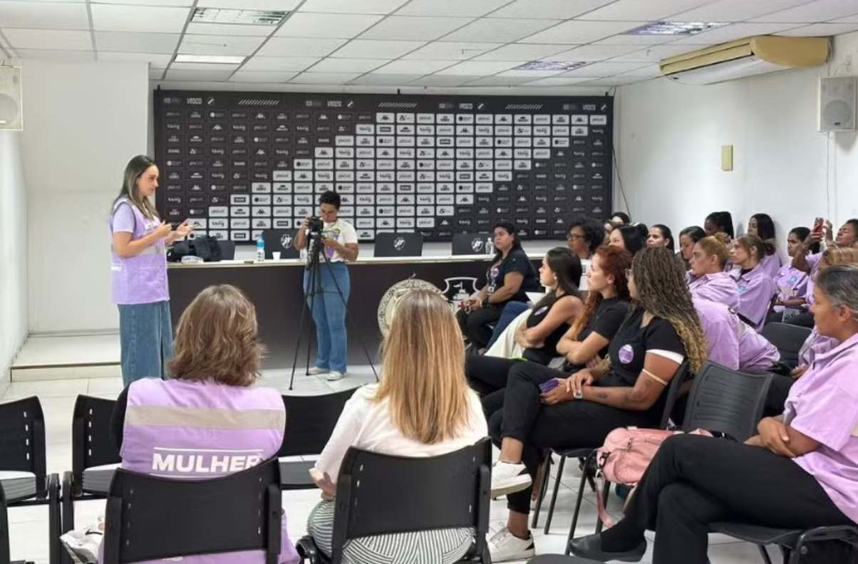 Vasco oferece treino para as mulheres nos jogos