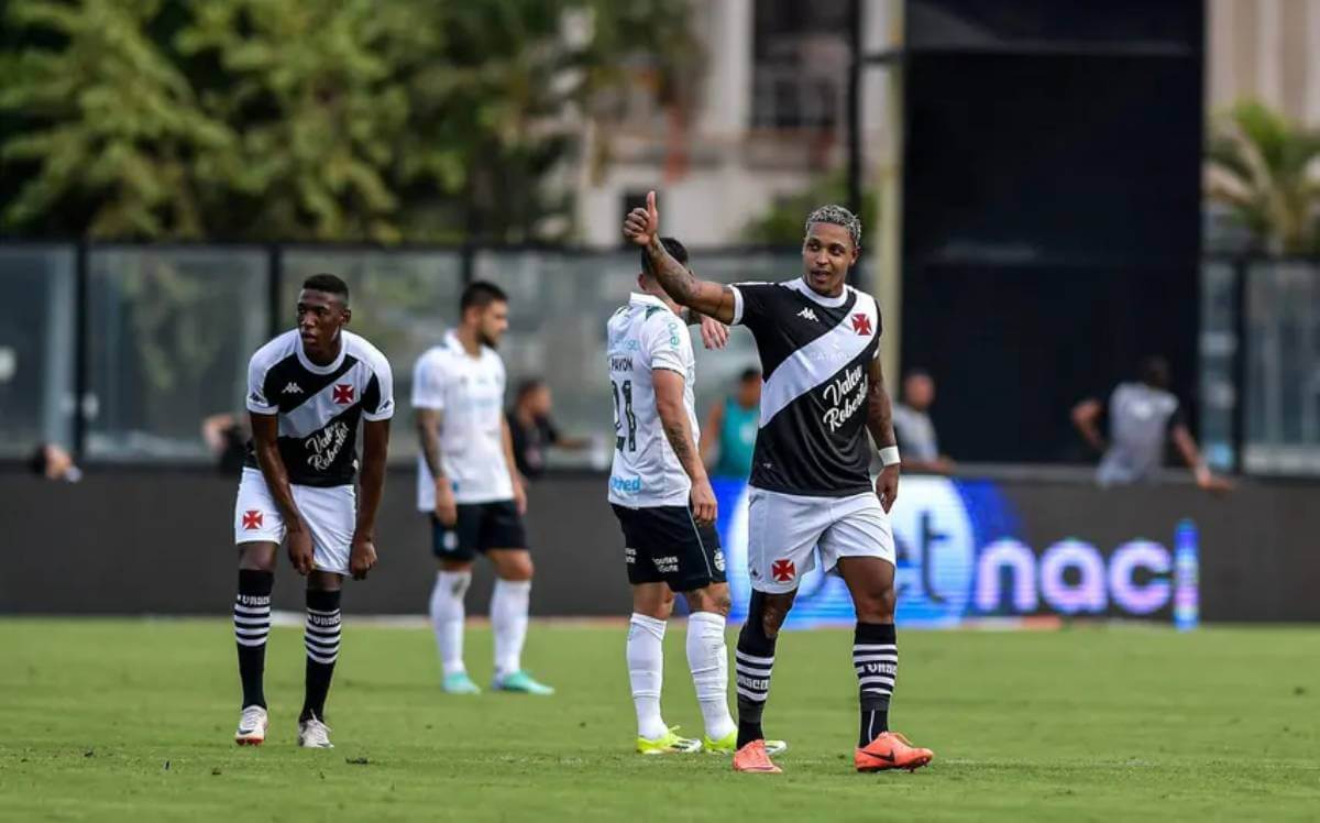 David e Léo em jogo contra o Grêmio