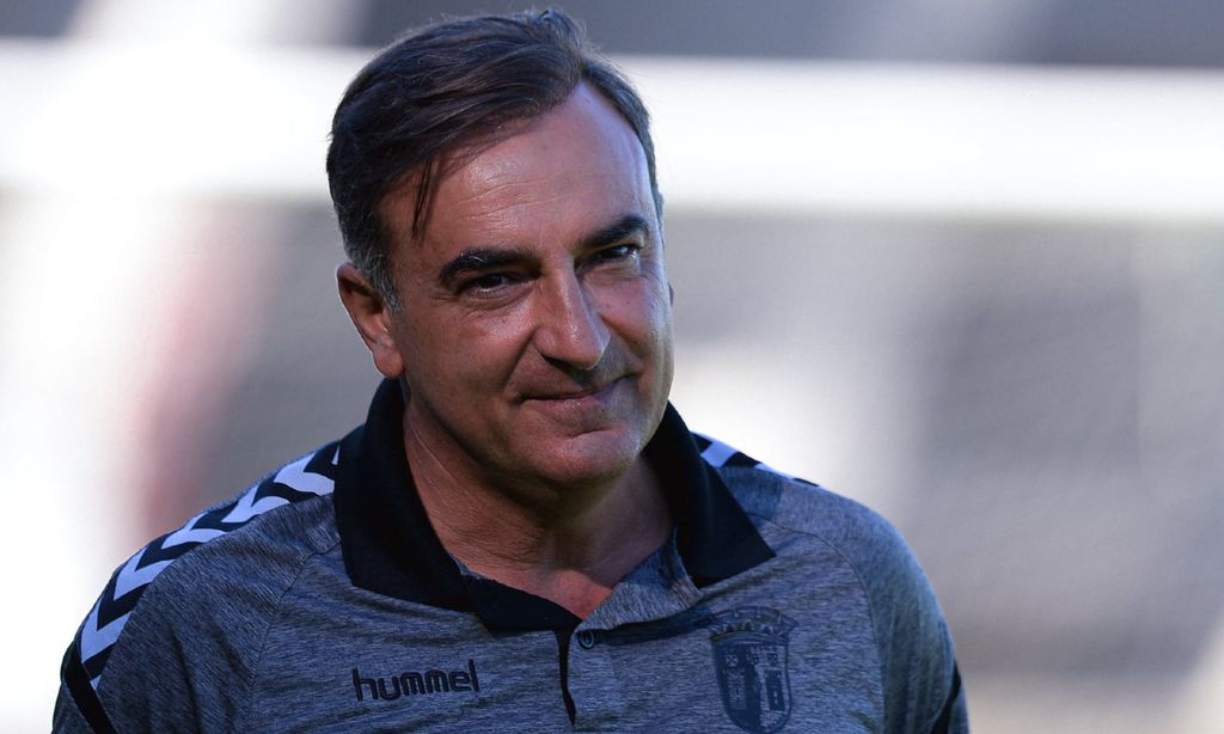 Carlos Carvalhal é um técnico português