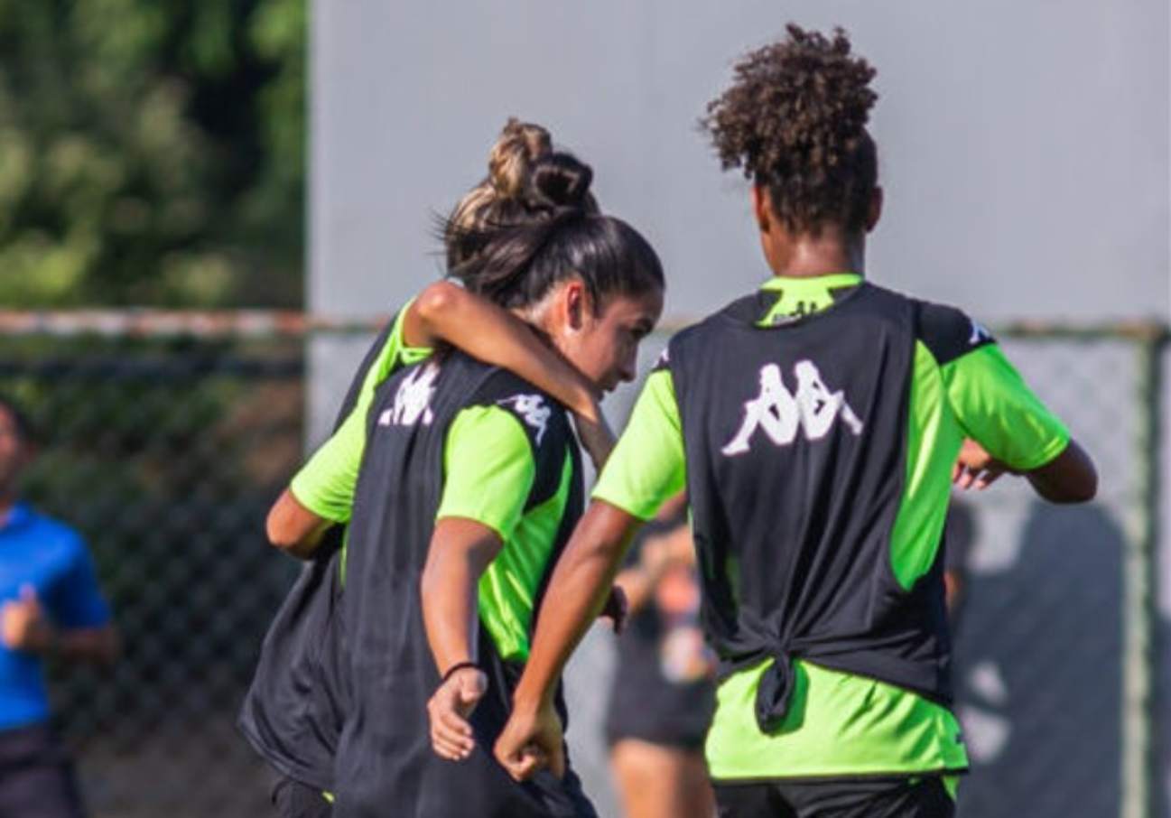 Feminino do Vasco vence jogo-treino contra o Sub-17 do Flamengo