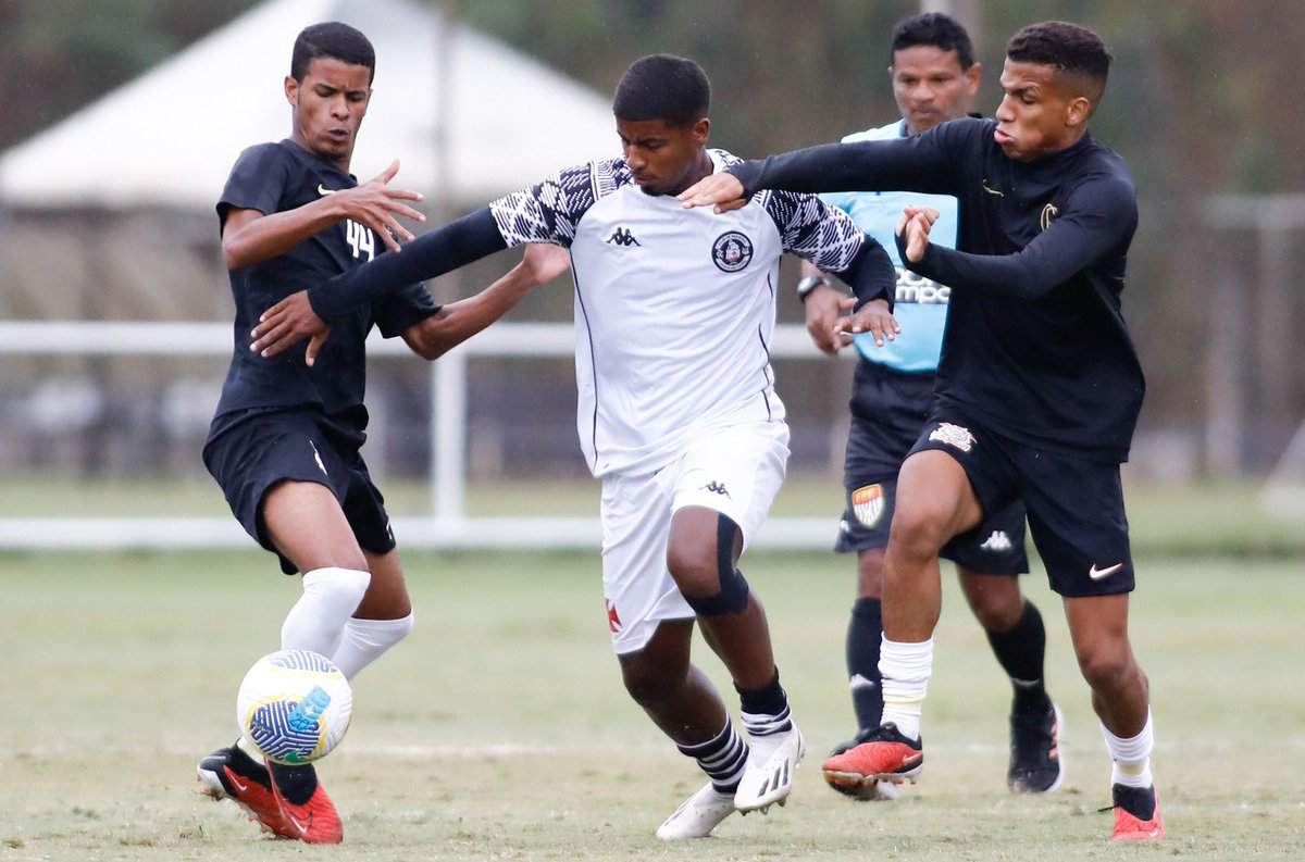 Sub-20 do Vasco vence o Corinthians em jogo-treino