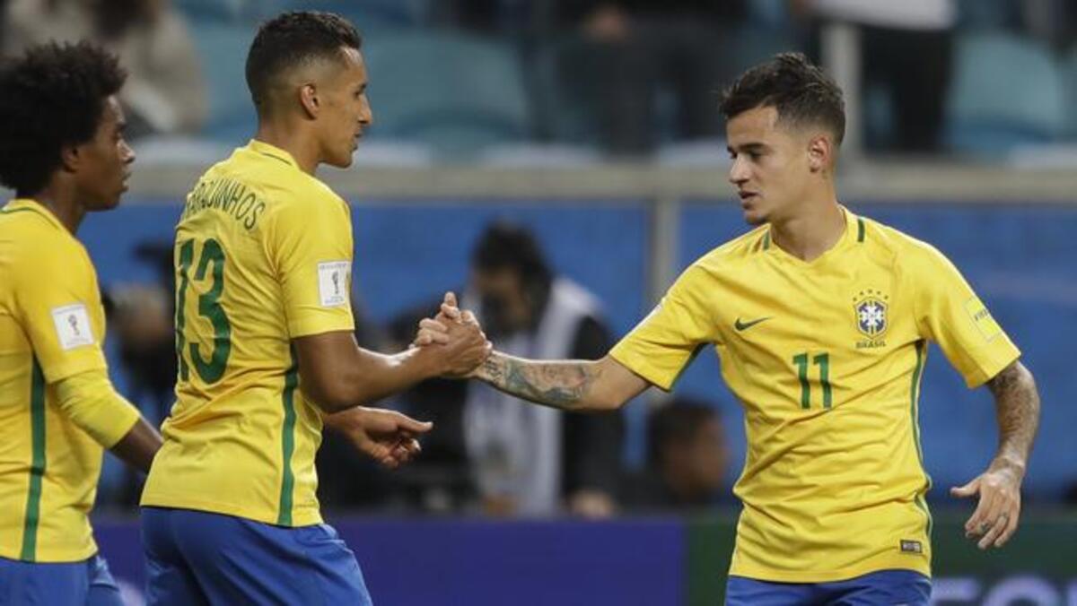 Marquinhos e Coutinho em ação com a camisa da Seleção Brasileira