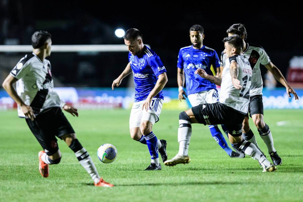 Vasco empata com o Cruzeiro em casa