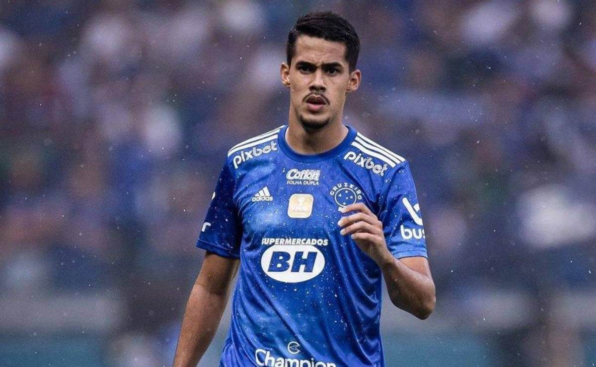 Lucas Oliveira, zagueiro do Cruzeiro