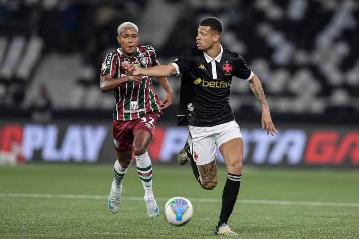 João Victor no clássico Vasco x Fluminense