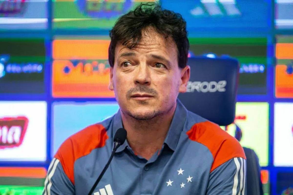 Fernando Diniz, técnico do Cruzeiro