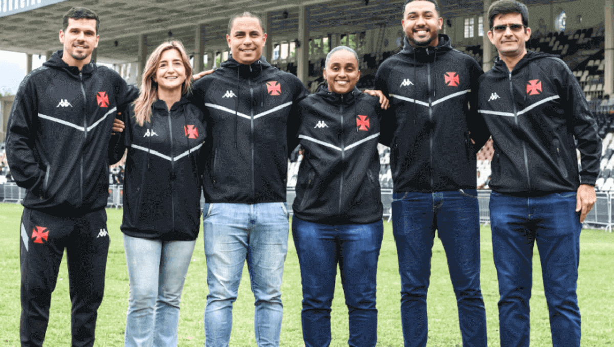 Vasco reúne comissão e atletas do Sub-17 feminino em São Januário