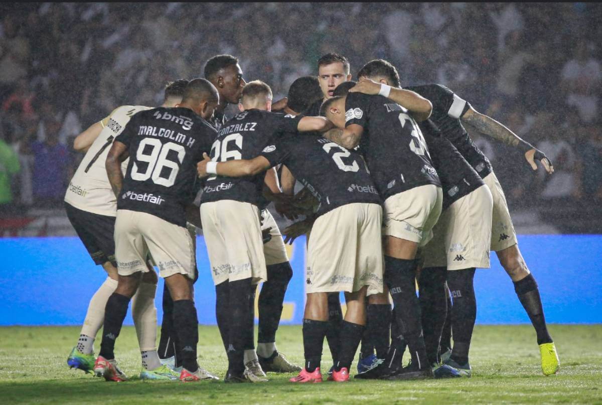 Jogadores do Vasco em São Januário