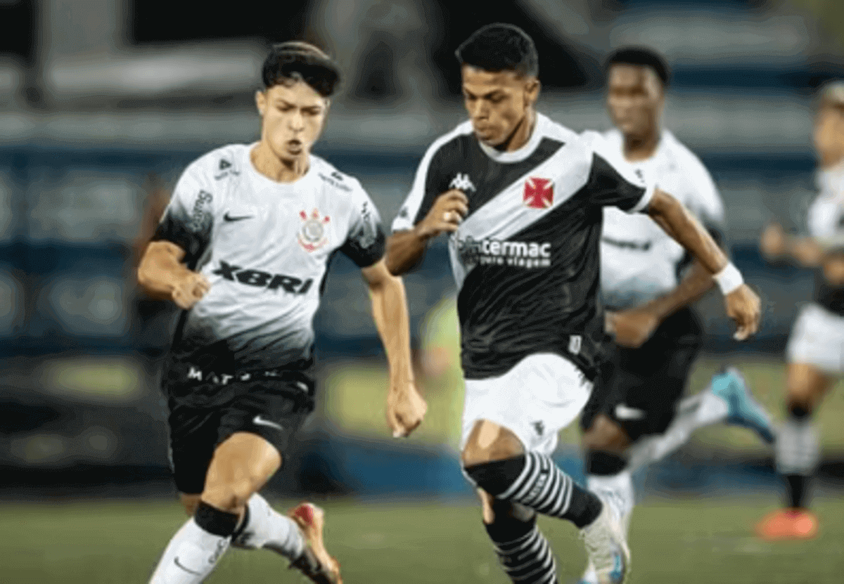 Lance de Corinthians x Vasco pela Copinha