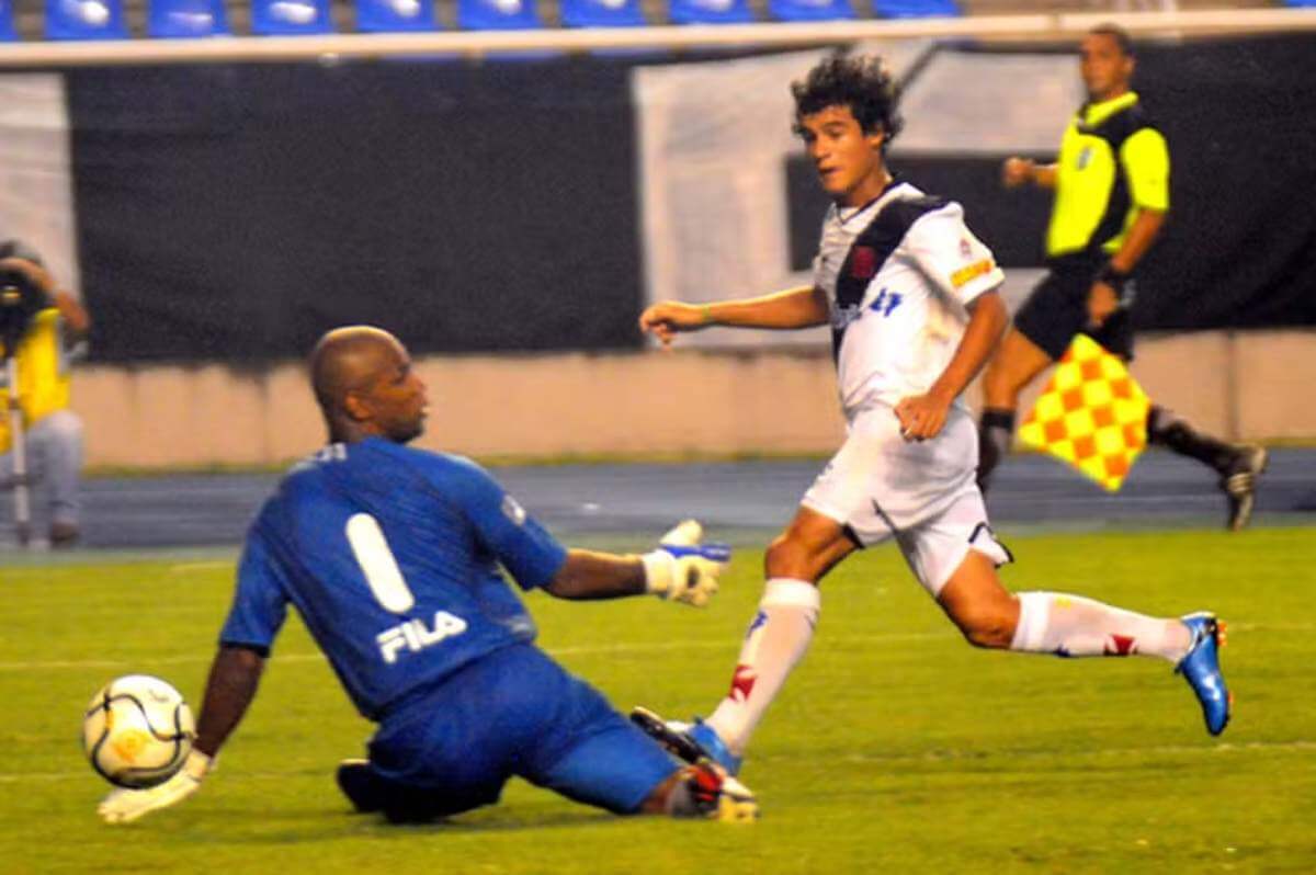 Coutinho em Vasco x Botafogo de 2010