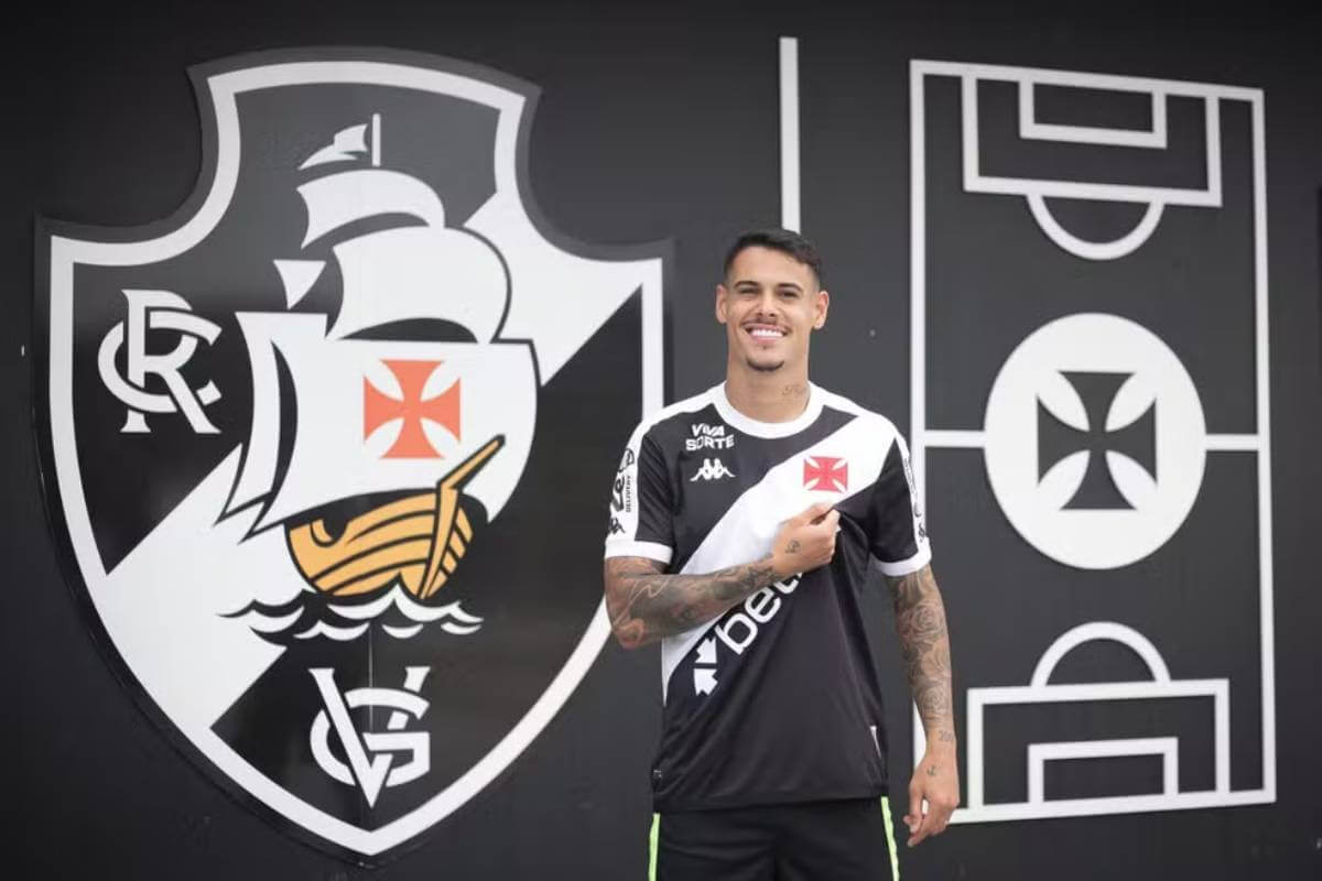 Lucras Freitas é o novo reforço do Vasco