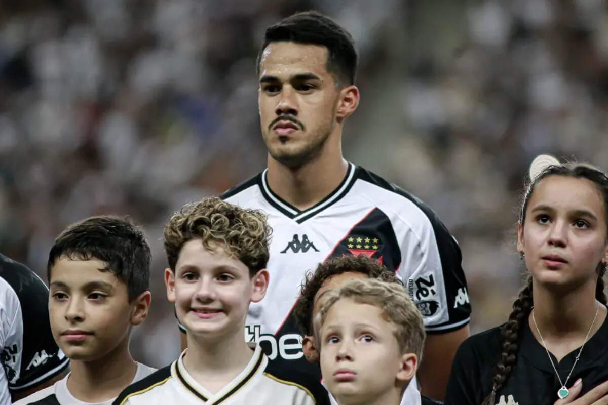 Lucas Oliveira em estreia pelo Vasco