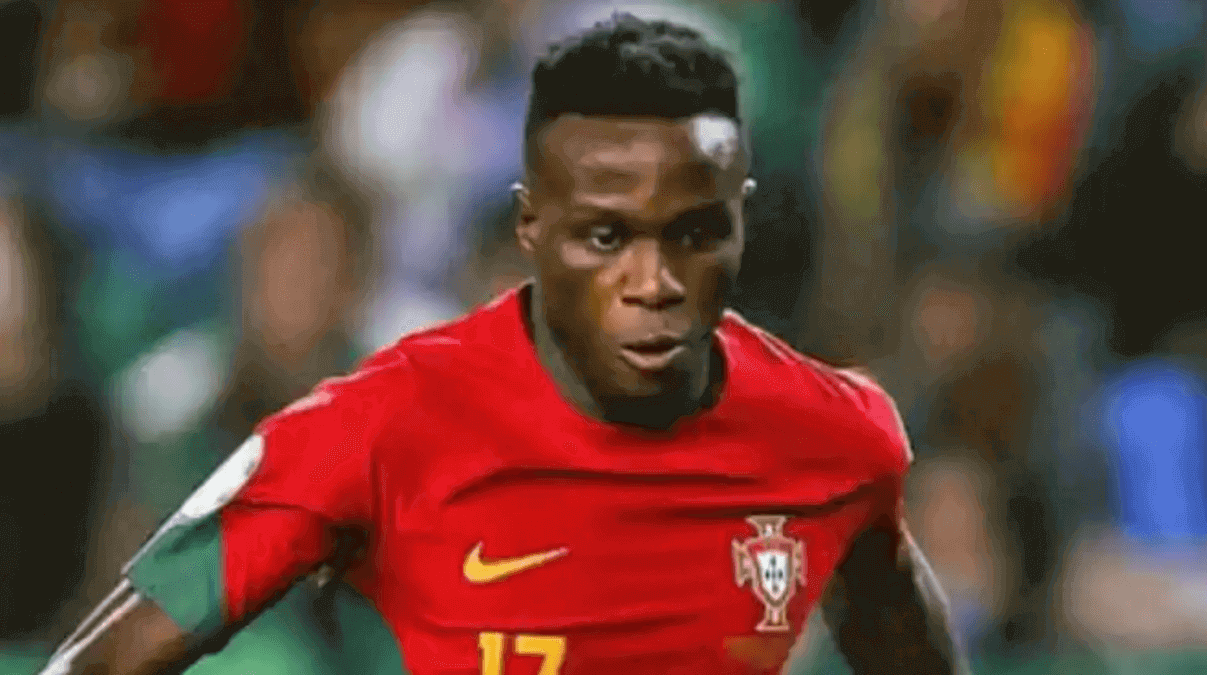 Bruma em ação com a Seleção de Portugal