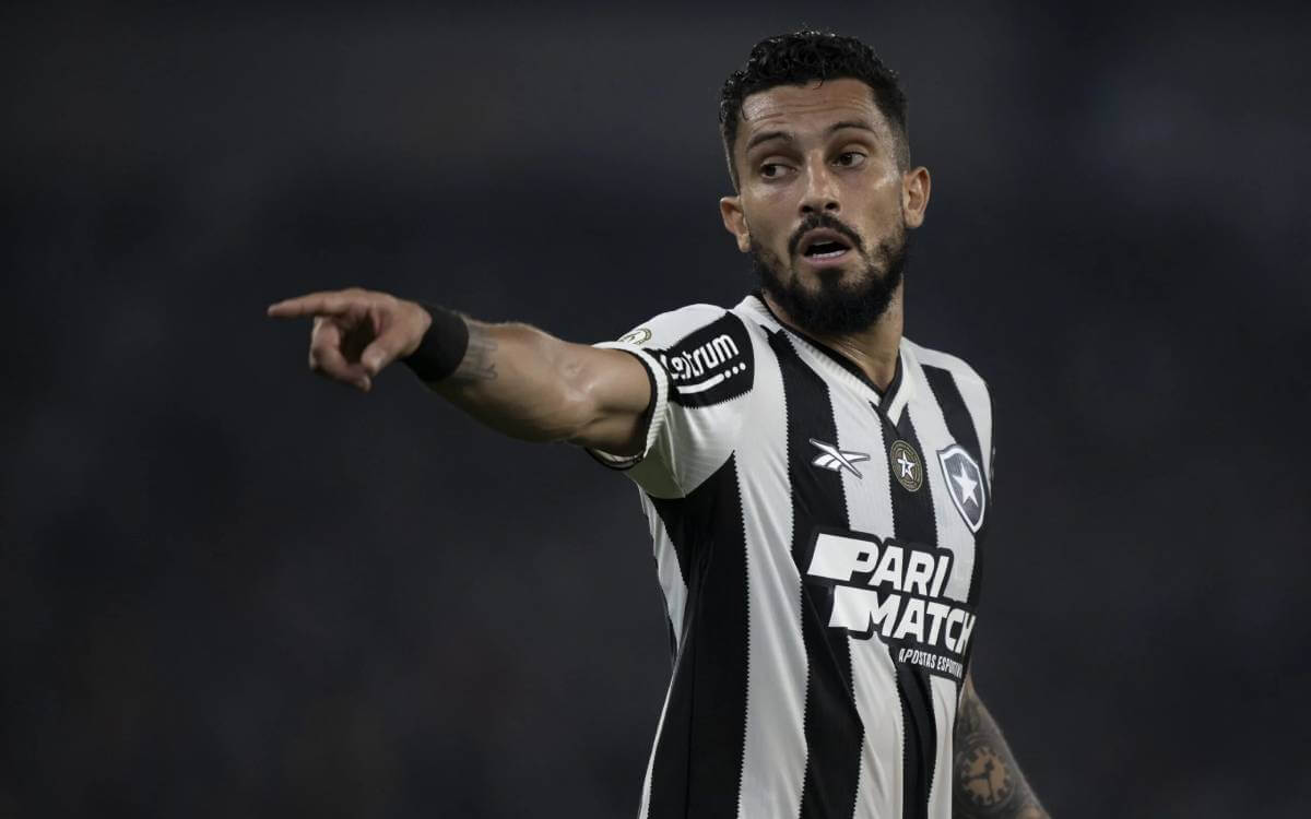 Alex Telles, lateral-esquerdo do Botafogo