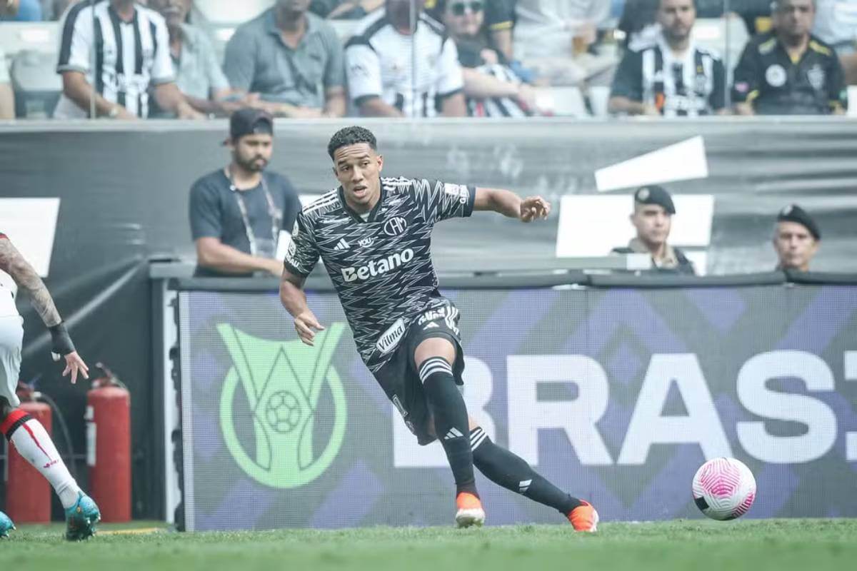 Brahian Palacios pode reforçar o Vasco