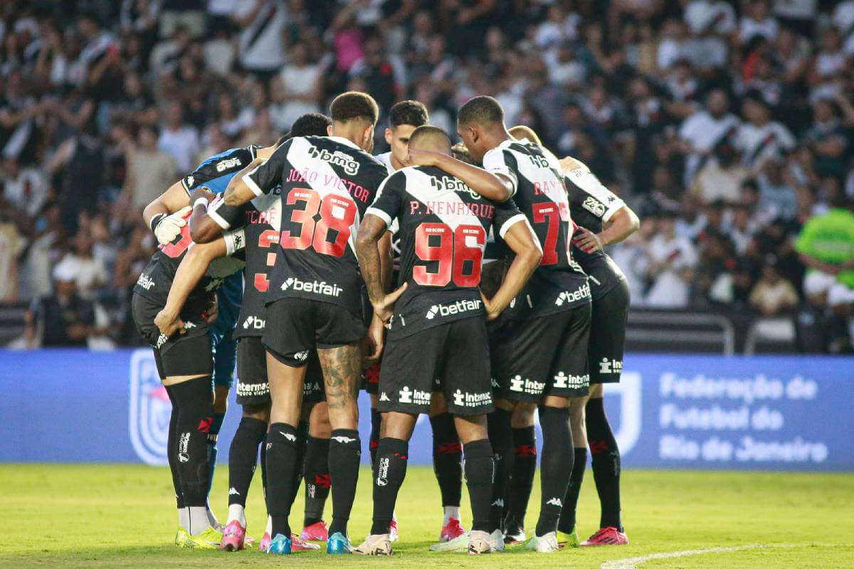 Jogadores do Vasco em São Januário