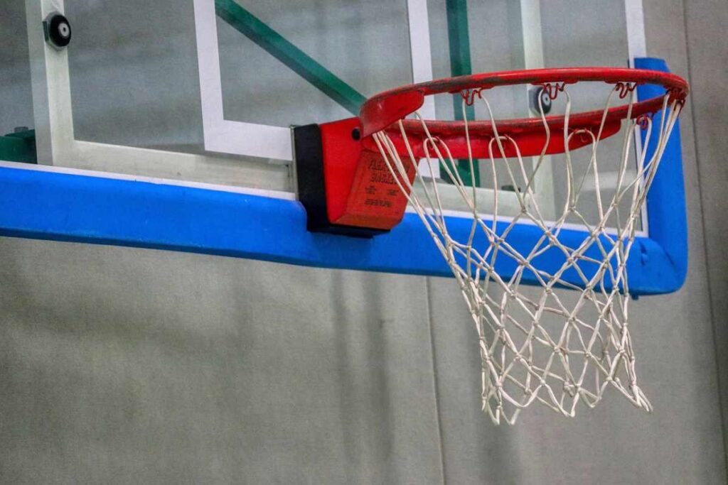 Cesta de basquete