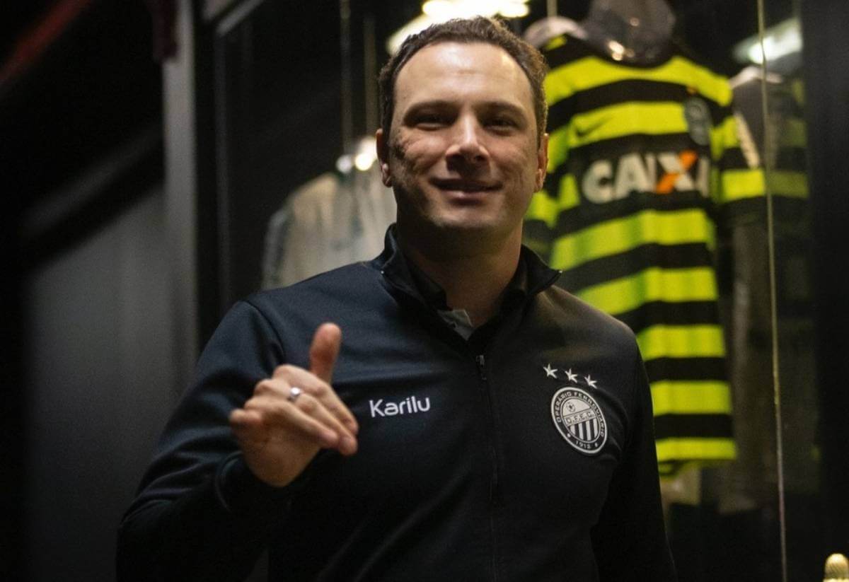 Bruno Pivetti, técnico do Operário-PR
