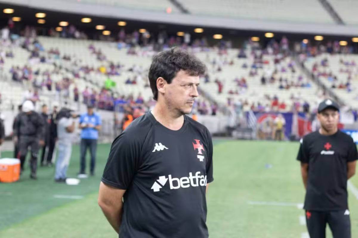 Diniz em Vasco x Fortaleza na Arena Castelão