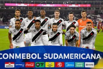 Vasco em jogo contra o Lanús