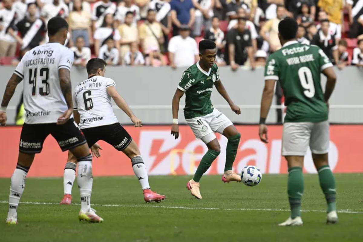 Vasco x Palmeiras no Mané Garrincha