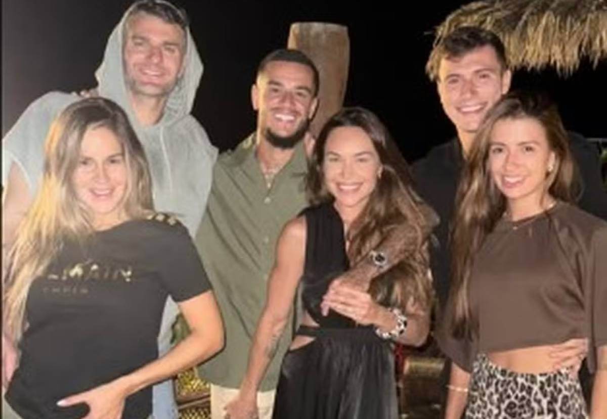 Vegetti, Coutinho e Piton passam férias juntos