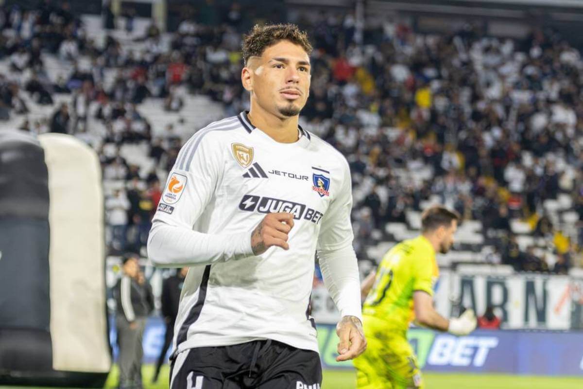 Diniz aprova jovem zagueiro do Colo-Colo, mas despista sobre cogitação