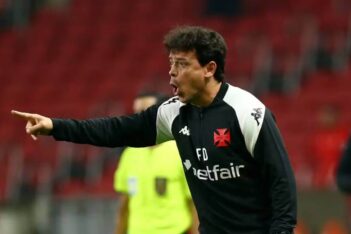 Fernando Diniz em jogo contra o Internacional