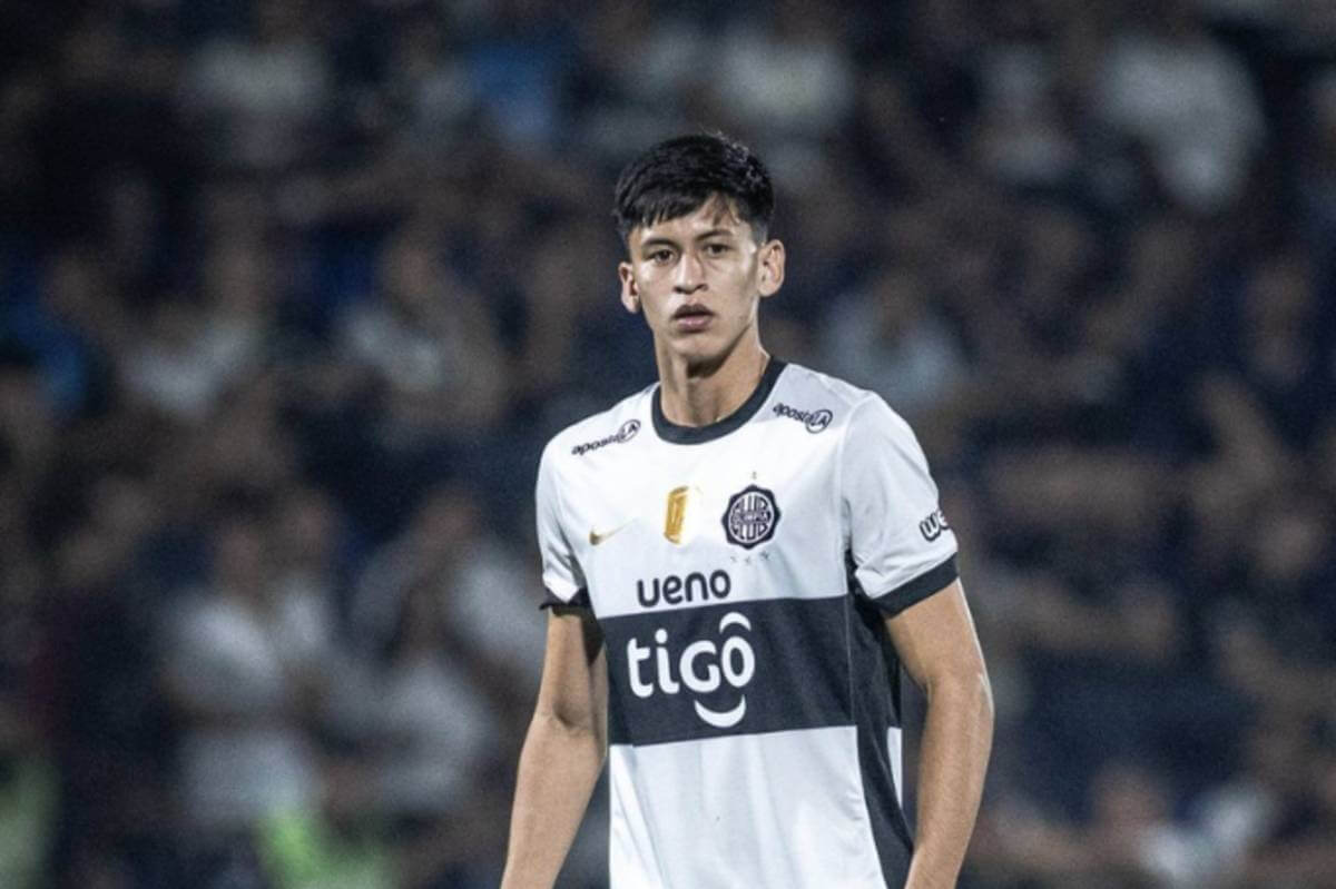 Brayan Grance, meia do Olimpia
