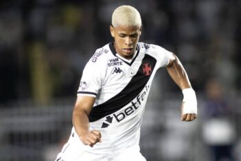 Cauan Barros em Vasco x Corinthians