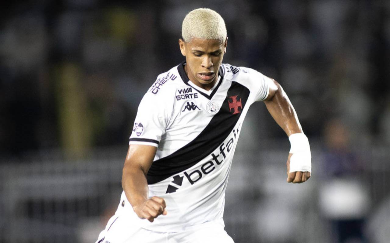 Cauan Barros em Vasco x Corinthians