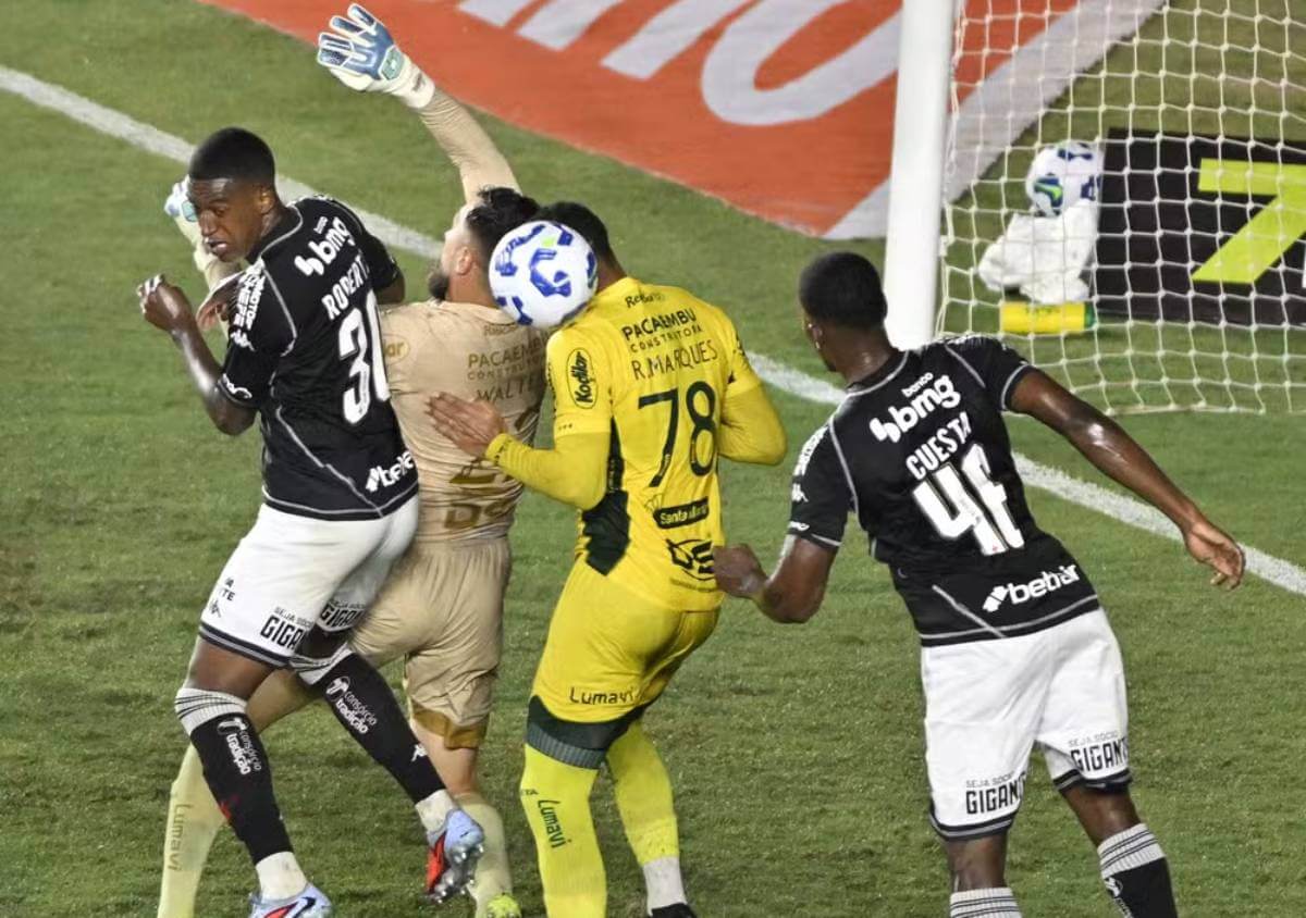 Roberto Renan e Cuesta em Vasco x Mirassol