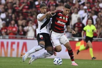 Cauan Barros em jogo contra o Flamengo