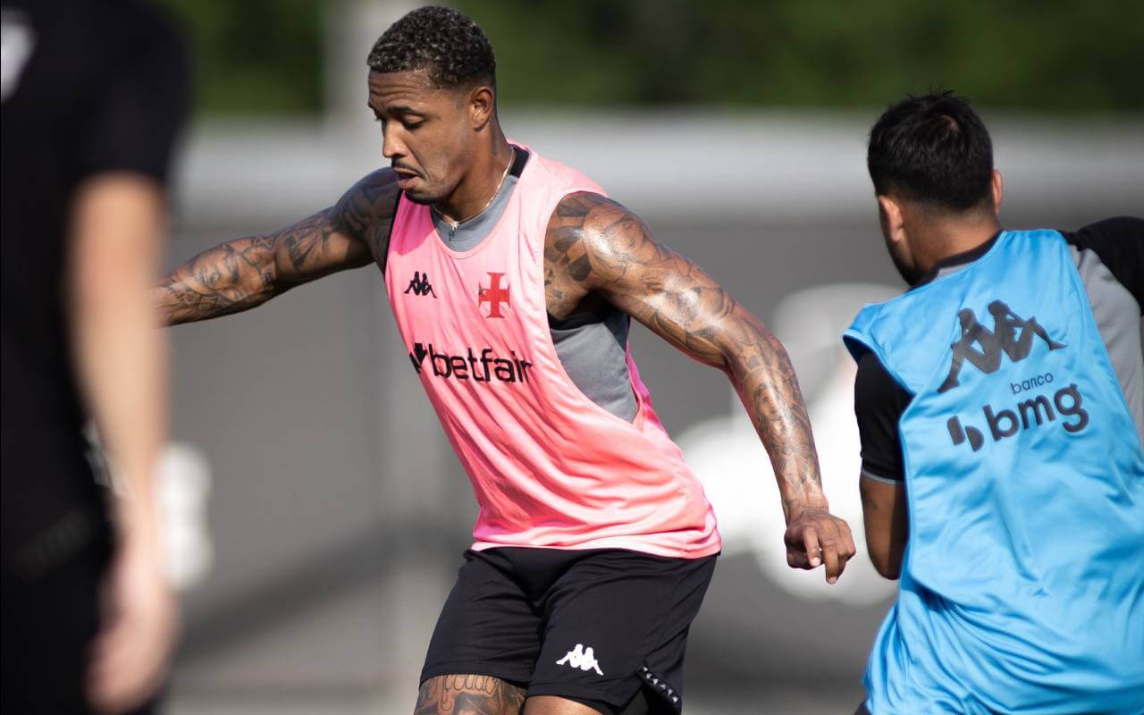 David em treino do Vasco