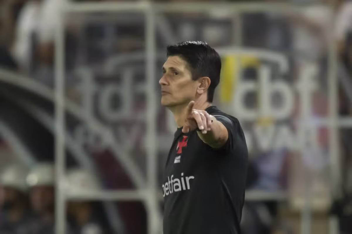 Evandro Fornari em Bragantino x Vasco