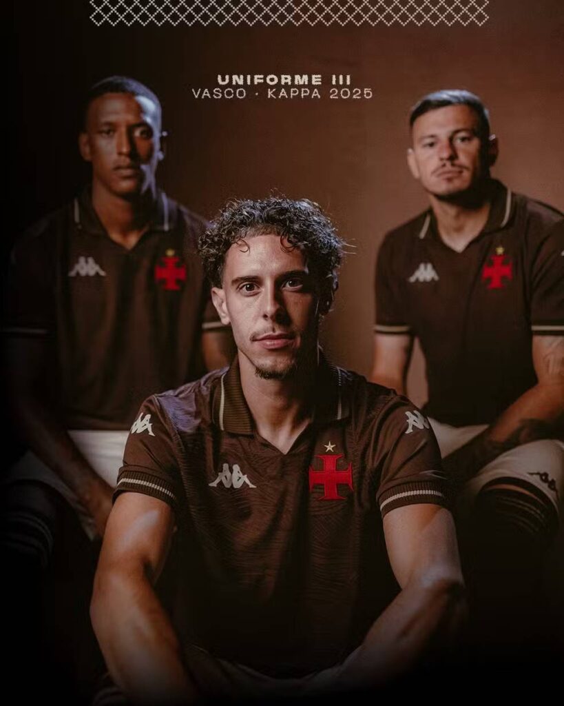 Vasco lança 3º uniforme para 2025/2026