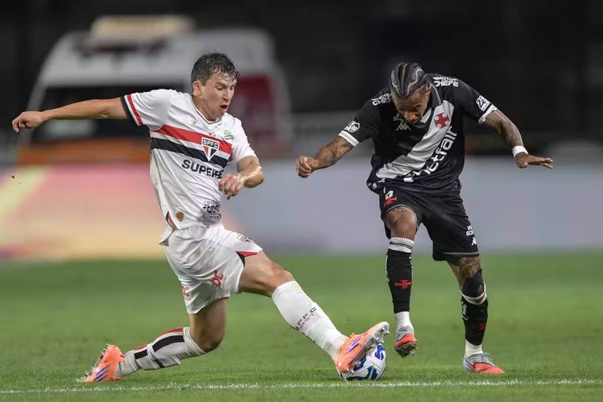 Tchê Tchê em Vasco x São Paulo