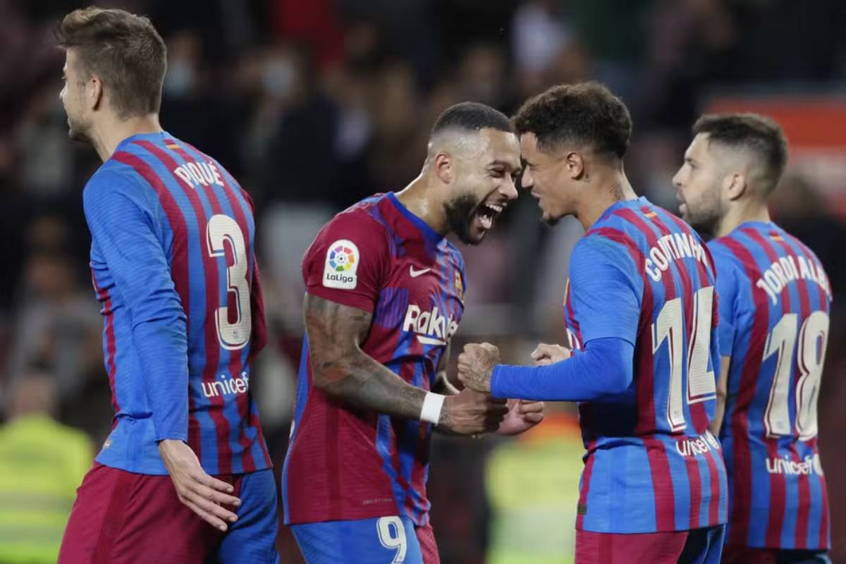 Memphis e Coutinho juntos no Barcelona