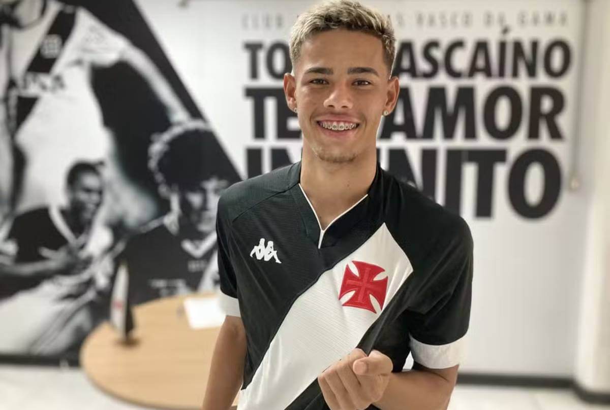 Ray Breno, meia do Vasco