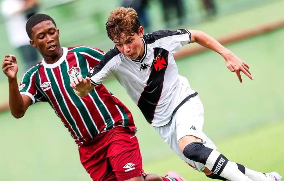 Vinicius Catani em jogo pelo Vasco