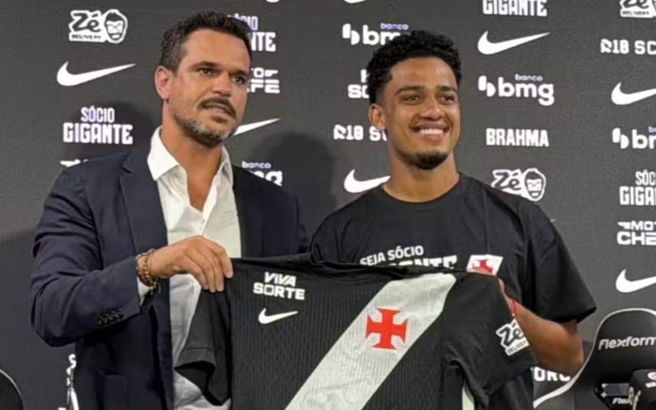 Brenner é apresentado pelo Vasco